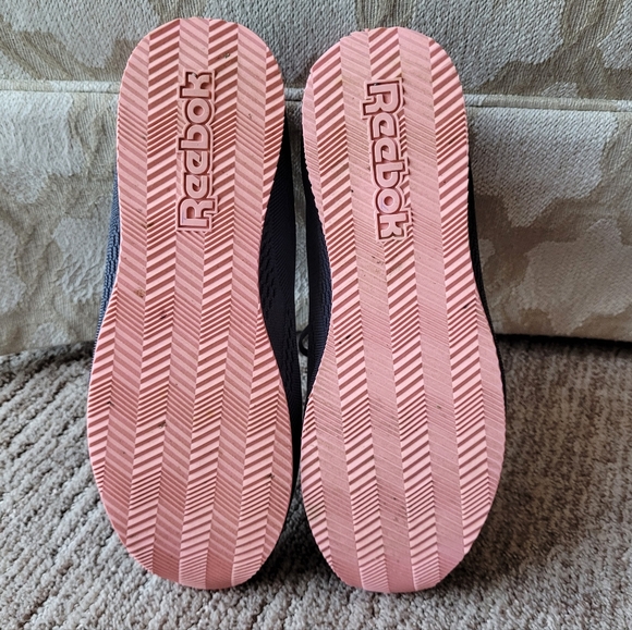 REEBOK LACE UP CLASSIC SNEAKERS COMFORT FOOTBED BLACK & PINK WOMEN'S SIZE 9 - Picture 11 of 14